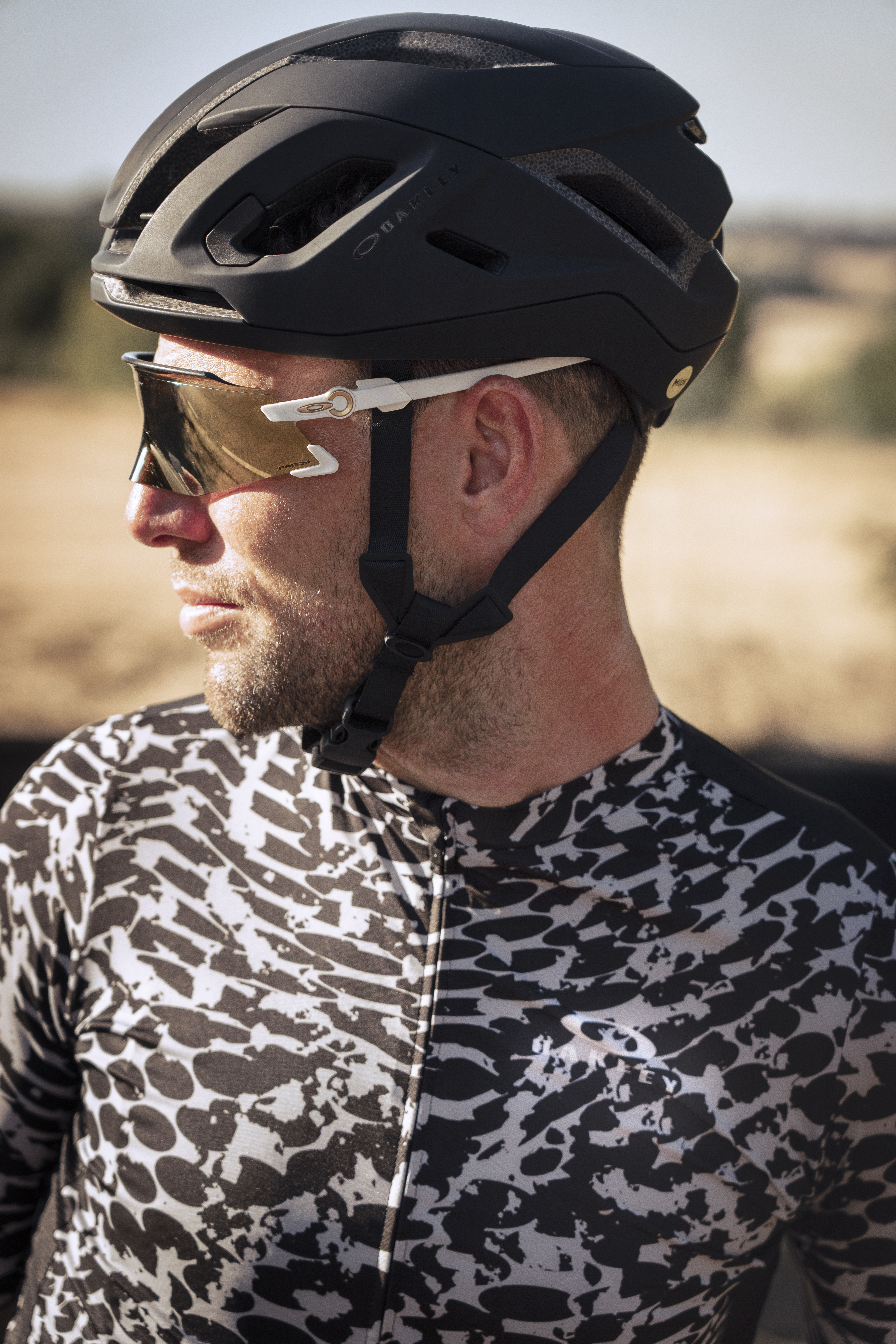 OAKLEY® HONORS LEGENDARY ROAD CYCLIST MARK CAVENDISH WITH OAKLEY® HONORS LEGENDARY ROAD CYCLIST MARK CAVENDISH WITH